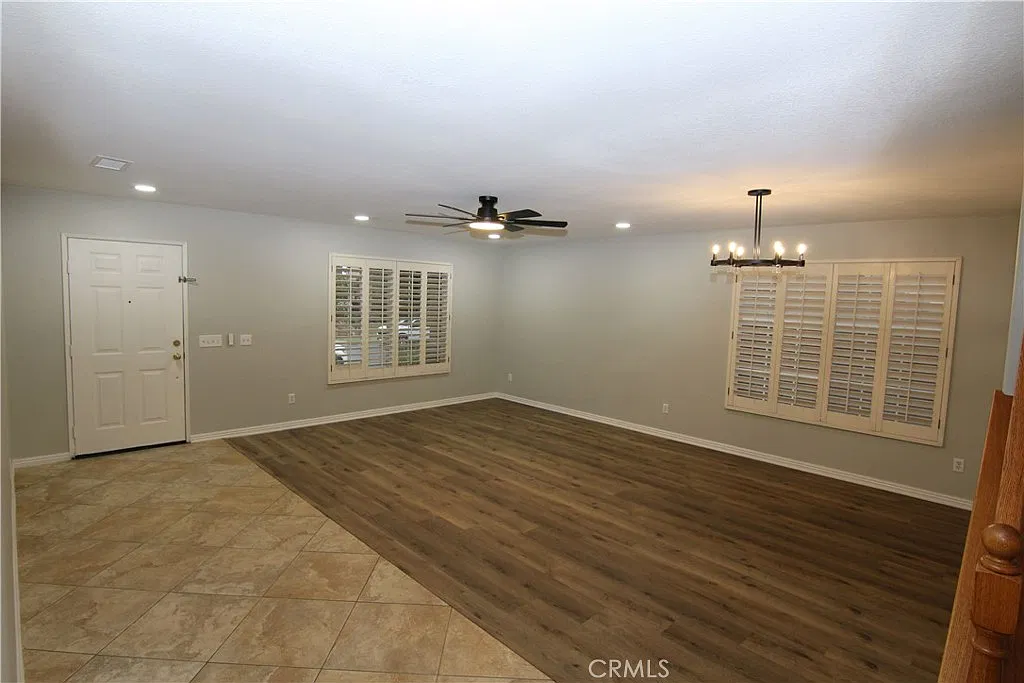 4 bed, 2.5 bath, 2764 sqft, $4,050 — Photo 3