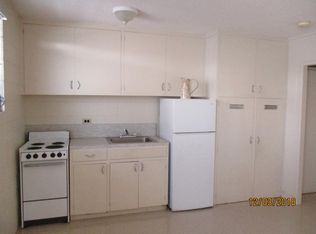 1721 Kaluhikai Ln, Honolulu, HI 96817