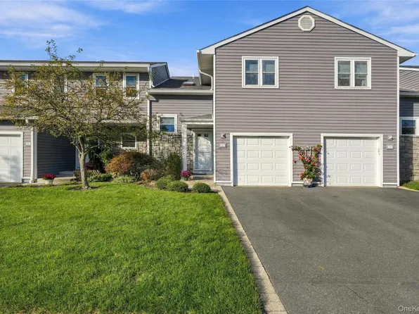 217 Alicia Drive, North Babylon, NY 11703