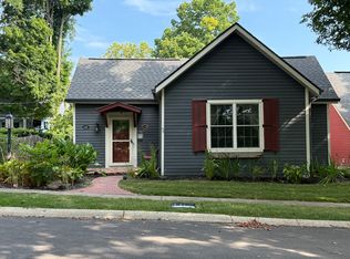 (Undisclosed Address), Zionsville, IN 46077
