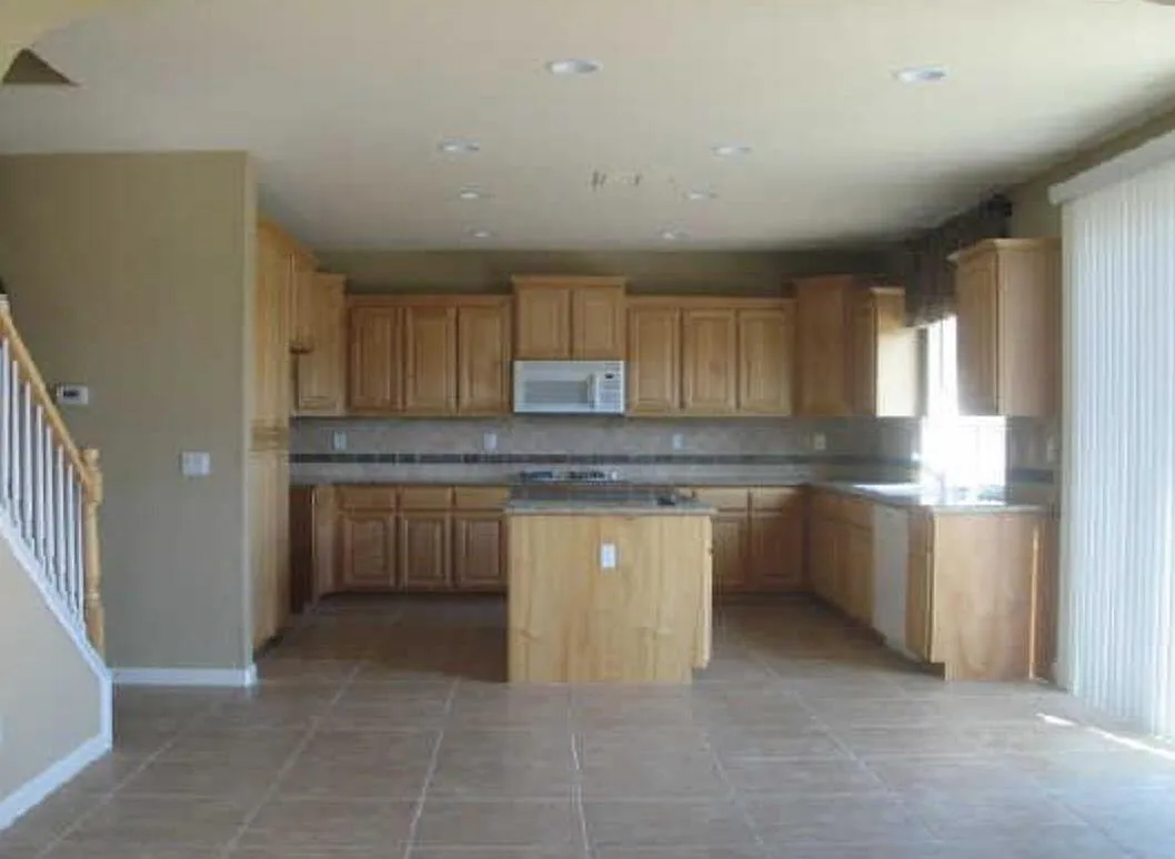 712 Sunol Ct photo 1