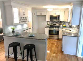 12 Susan Dr, North Reading, MA 01864