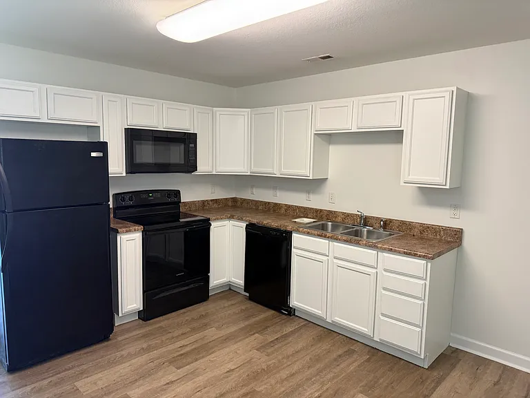 209 Jones Ave #A — Photo 4
