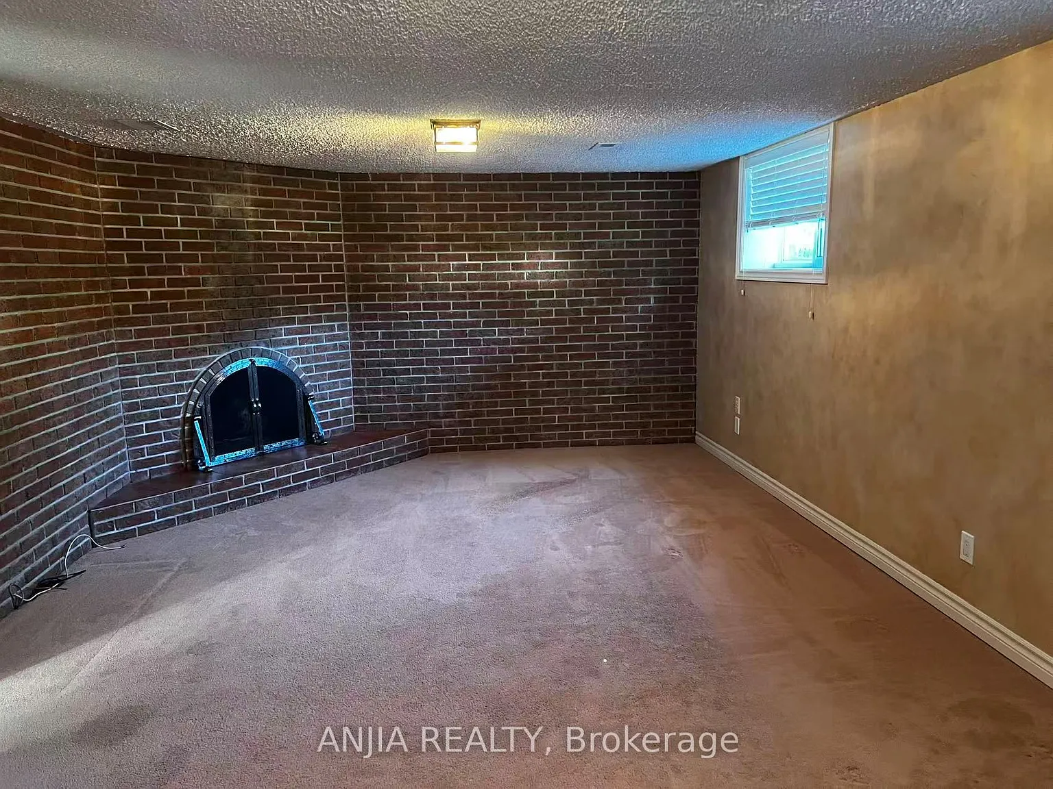 2 bed, $1,800 — Photo 3