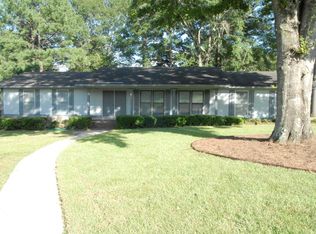 202 Aspen Cir, Dothan, AL 36303