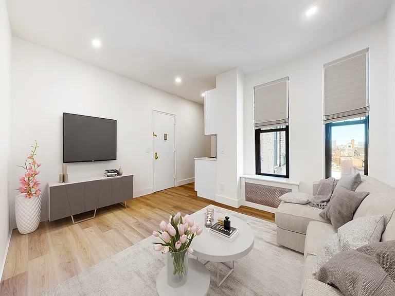 445 Grand Ave #414 — Photo 2