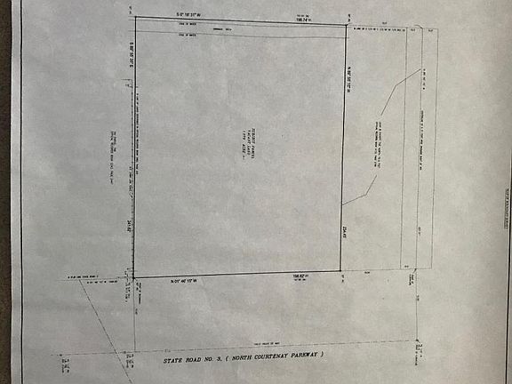 5th image of 6121 N Courtenay Pkwy