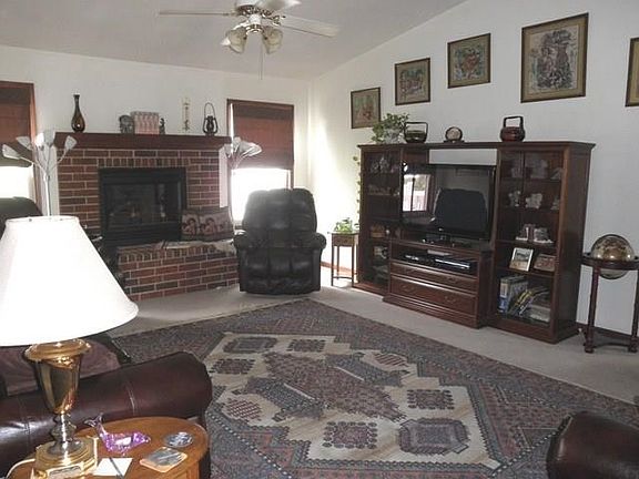 3rd image of 709 E 35th Ave