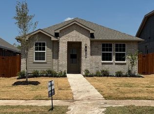 6728 Lake Overlook Dr, Fort Worth, TX 76135