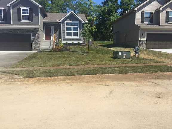 5th image of 4214 NE 85th Ter