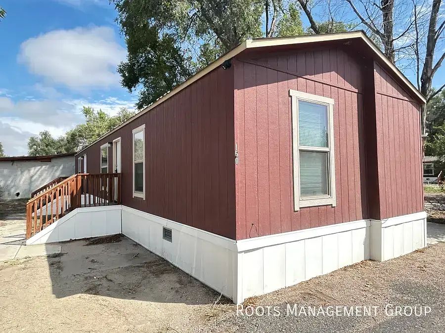 1st image of 2222 E 8th St Lot 150