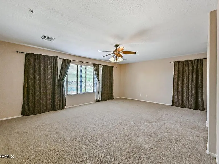 7102 W Katharine Way — Photo 16