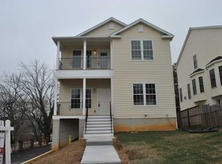 2010 N Dinwiddie St, Arlington, VA 22207