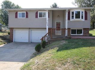 3609 Valley Dr, Godfrey, IL