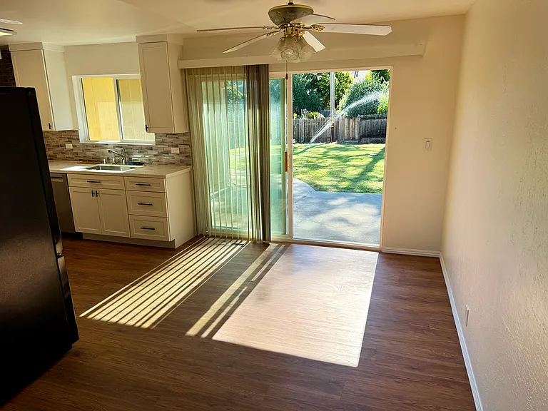 Dining Room, view onto back yard