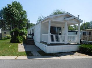 57 Creek Rdg, Michigan City, IN 46360