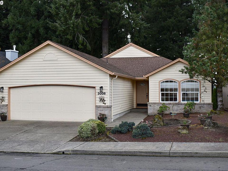 1st image of 3006 SE Baypoint Dr