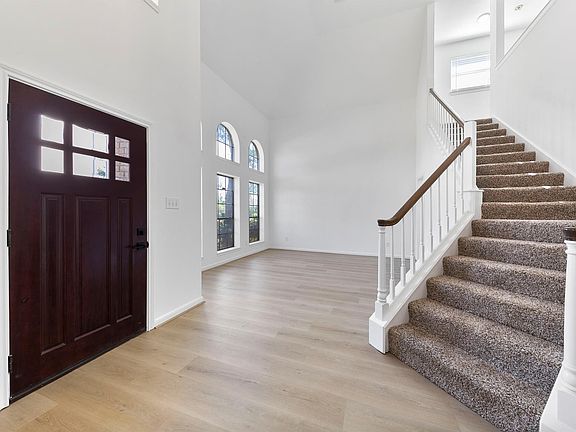 5th image of 1414 Bluestone Dr