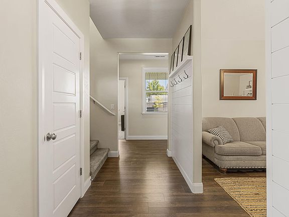 5th image of 5228 N Scenic Dr
