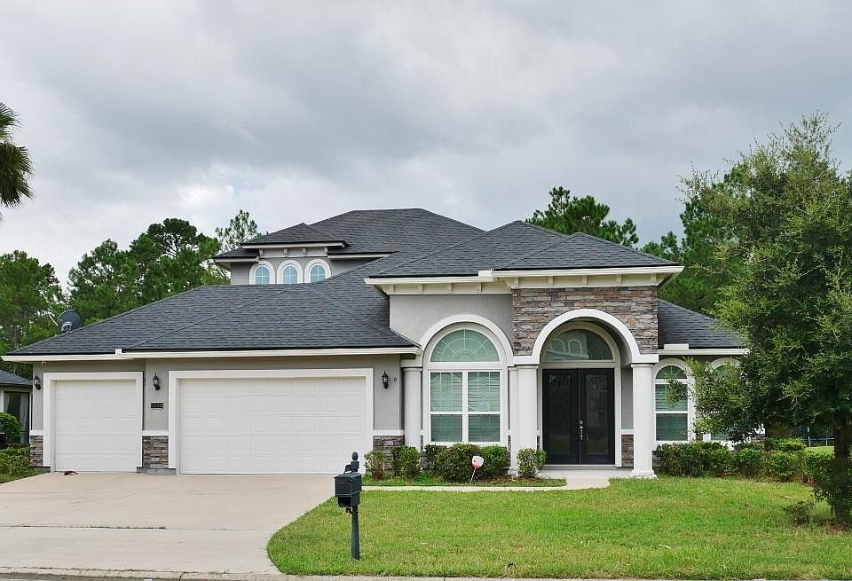 1st image of 1228 Autumn Pines Dr
