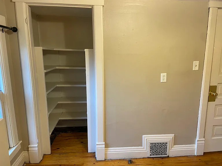 710 S Park St #2 — Photo 25