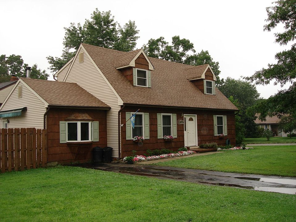 1st image of 992 Grace Dr