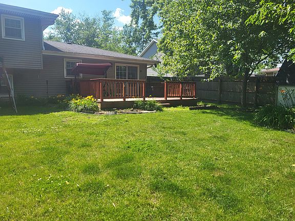 5th image of 604 Parkshore Dr