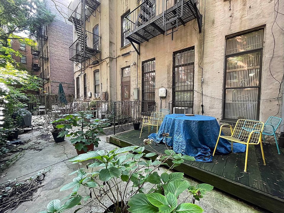 1st image of 415 W 52nd St APT 1B