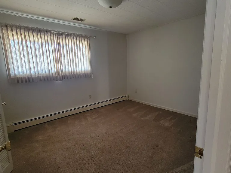 223 Cherry St — Photo 4