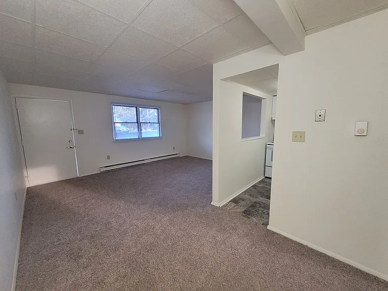Tanglewood Apartments — Photo 13