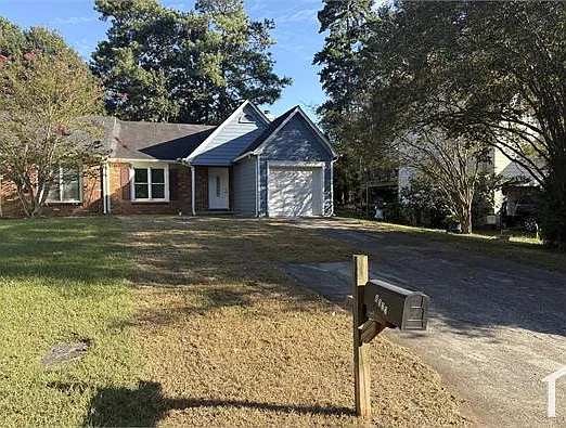 8022 Creekstone Way