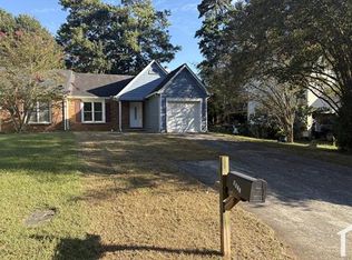 8022 Creekstone Way, Riverdale, GA 30274