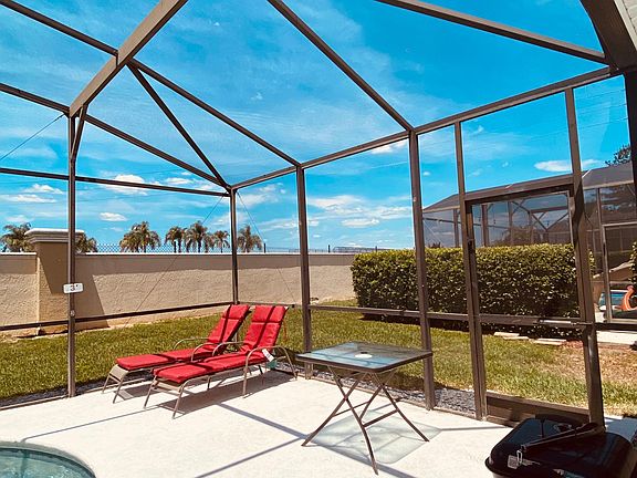 5th image of 8192 Fan Palm Way