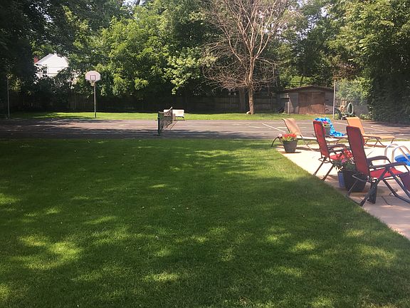4th image of 56 Parkwood Dr