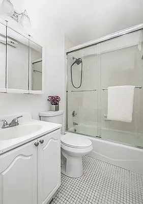Sold by Compass | media 5