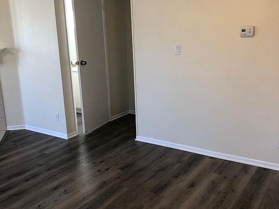 4th image of 181 W La Verne Ave APT 1