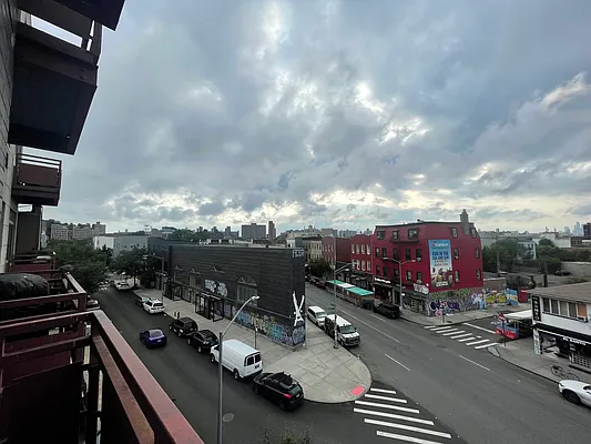 Rented by CCM Property Management LLC | media 34