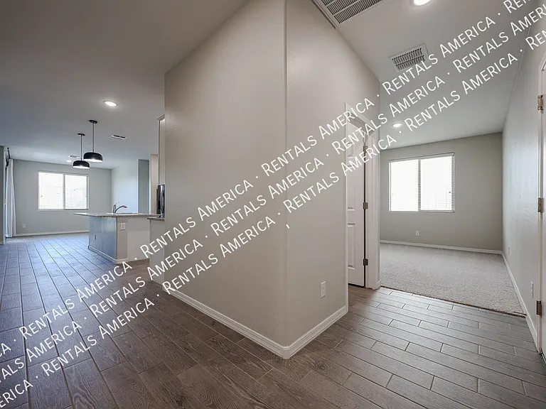 5612 W Lodge Dr — Photo 4