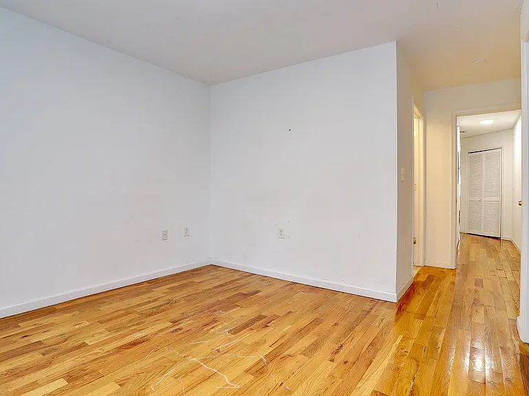 236 Van Horne St #3B — Photo 16