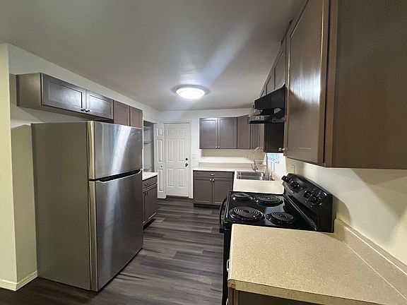 2nd image of 6067 Portal Way #6