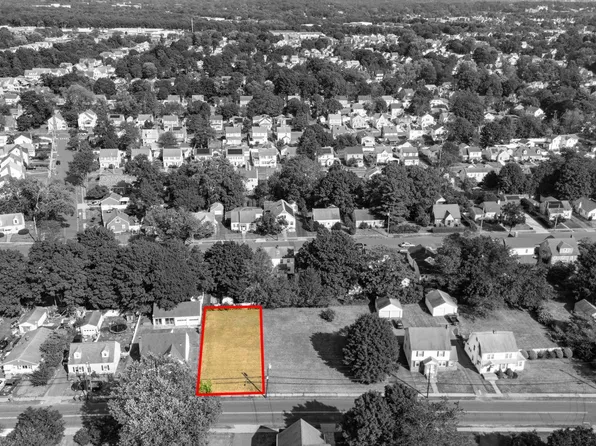 519 Pine Rock Avenue, Hamden, CT 06514