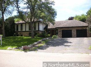 10824 Girard Cir S, Minneapolis, MN 55431