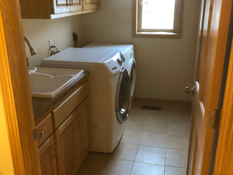 18037 Monroe Cir NW — Photo 5