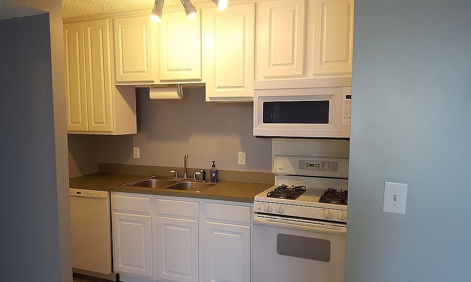 1st image of 1750 N Marywood Ave APT 503