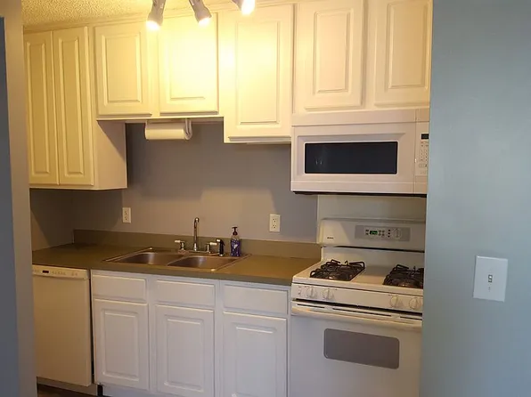 1750 N Marywood Ave APT 503, Aurora, IL 60505