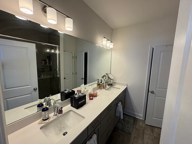 5009 Layman Dr — Photo 11