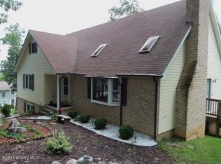 300 Hunters Path, Christiansburg, VA 24073