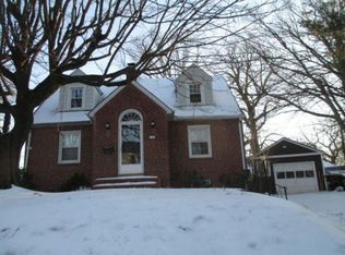 650 Aldershot Rd, Baltimore, MD 21229