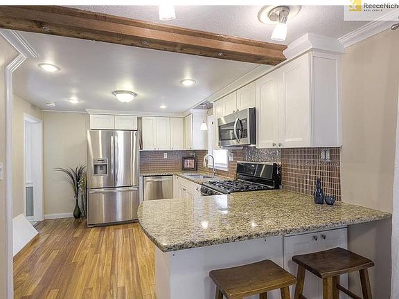 5th image of 4706 Alhambra St