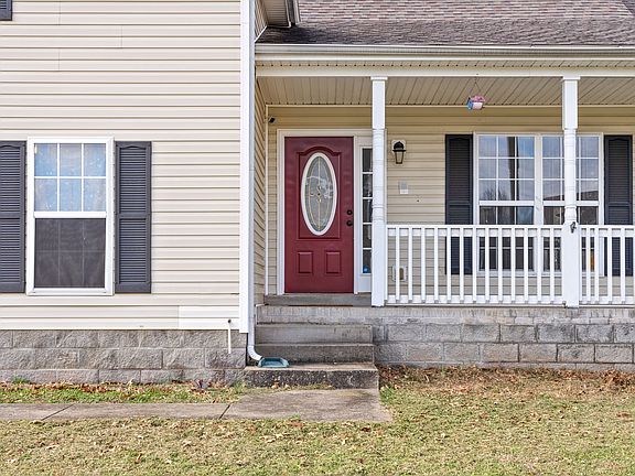 4th image of 813 Samantha Ln